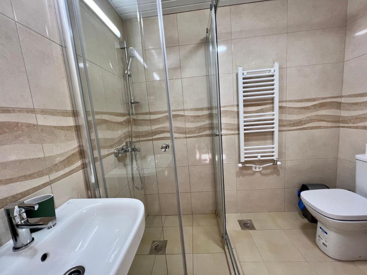 Sara'S Apartment Cozy And Close To Center With Private Parking 스코페 외부 사진